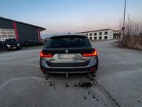 Gebraucht BMW 330 265 PS (194 kW) 2020 Grau Kombi