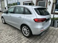 Gebraucht Mercedes B250 224 PS (164 kW) 2022 Iridiumsilber  metallicl Kleinwagen
