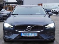 Gebraucht Volvo V60 150 PS (110 kW) 2018 Blau Kombi
