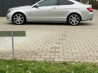 Gebraucht Mercedes C180 156 PS (114 kW) 2012 Silber Coupé