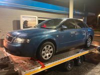 Gebraucht Audi A4 131 PS (96 kW) 2001 Blau Limousine