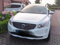 Gebraucht Volvo XC60 181 PS (133 kW) 2014 Weiß SUV