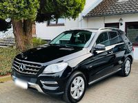 Gebraucht Mercedes ML250 204 PS (150 kW) 2011 Schwarz SUV