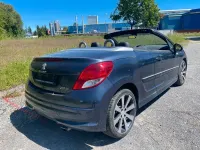 Gebraucht Peugeot 207 CC 156 PS (114 kW) 2012 Blau Cabrio
