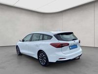 Gebraucht Ford Focus Titanium 155 PS (114 kW) 2025 Frozen white Kombi