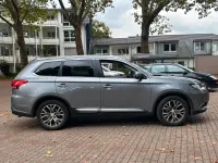 Gebraucht Mitsubishi Outlander 150 PS (110 kW) 2016 Grau SUV