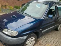 Gebraucht Citroën Berlingo 108 PS (79 kW) 2001 Blau Van / Kleinbus