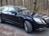 Second-hand Mercedes E250 204 CP (150 kW) 2012 Negru Break