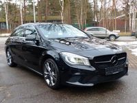 Gebraucht Mercedes CLA220 Shooting Brake 177 PS (130 kW) 2015 Schwarz Kombi