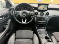 Gebraucht Mercedes GLA180 Urban 122 PS (89 kW) 2017 Silber SUV