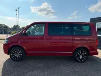 Gebraucht VW Multivan Comfortline 140 PS (102 kW) 2015 Rot Van / Kleinbus