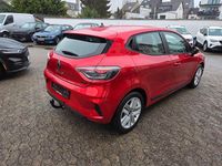 Gebraucht Renault Clio V 143 PS (105 kW) 2024 Rot Limousine