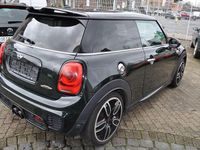 Gebraucht Mini John Cooper Works 231 PS (169 kW) 2016 Rebel green Kleinwagen