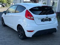 Gebraucht Ford Fiesta Sport 97 PS (71 kW) 2010 Weiß Limousine
