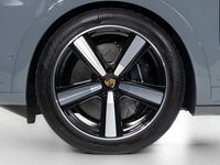Gebraucht Porsche Cayenne Turbo E-Hybrid 740 PS (544 kW) 2024 Grau SUV