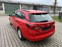 Gebraucht Opel Astra Edition 105 PS (77 kW) 2018 Rot Kombi