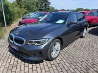 Gebraucht BMW 330 Advantage 286 PS (210 kW) 2022 Mineralgrau metallic Kombi