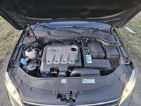 Gebraucht VW Passat Highline 170 PS (125 kW) 2013 Uranograu Kombi