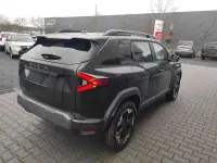 Neu Dacia Duster Extreme 140 PS (102 kW) 2026 Grün SUV
