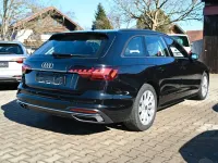 Gebraucht Audi A4 Advanced 163 PS (119 kW) 2023 Brillantschwarz Kombi