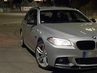 Gebraucht BMW 520 190 PS (139 kW) 2015 Grau Kombi
