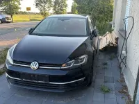 Gebraucht VW Golf VII Join 116 PS (85 kW) 2018 Schwarz Limousine
