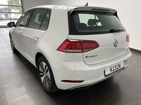 gebraucht VW e-Golf Golf 7Comfortline /Wärmepumpe /LED /CCS