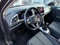 Gebraucht VW T-Roc Life 110 PS (80 kW) 2022 Indiumgrau metallic (metallic) SUV
