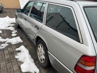 Gebraucht Mercedes E280 197 PS (144 kW) 1994 Kombi