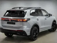 Neu VW Tiguan R-line 193 PS (141 kW) 2025 Oyster silver metallic (f0) SUV