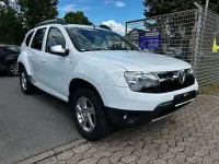 Gebraucht Dacia Duster Lauréate 107 PS (78 kW) 2014 Weiß SUV
