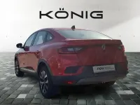 Gebraucht Renault Arkana Zen 140 PS (102 kW) 2021 Rot SUV