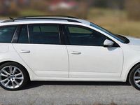 Gebraucht Skoda Octavia Ambition 150 PS (110 kW) 2015 Weiß Kleinwagen
