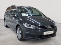 Gebraucht VW Touran Comfortline 122 PS (89 kW) 2021 Uranograu Van / Kleinbus