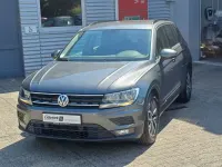 Gebraucht VW Tiguan Trendline 125 PS (91 kW) 2018 Grau SUV