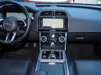 Gebraucht Jaguar XE R-Dynamic 250 PS (183 kW) 2022 Grau Limousine