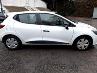 Gebraucht Renault Clio IV Authentique 65 PS (47 kW) 2015 Weiß Limousine