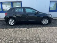 Gebraucht VW Polo Comfortline 95 PS (69 kW) 2019 Schwarz Kleinwagen