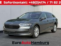 Neu Skoda Superb Selection 193 PS (141 kW) 2025 Graphitegrau metallic Kombi