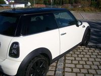 Gebraucht Mini Cooper 120 PS (88 kW) 2010 Weiß Kleinwagen