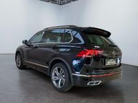 Gebraucht VW Tiguan R-line 150 PS (110 kW) 2023 Deep black perleffekt (metallic) SUV
