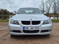 Gebraucht BMW 318 129 PS (94 kW) 2007 Silber Limousine