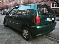 Gebraucht VW Polo 60 PS (44 kW) 1999 Grün Kleinwagen
