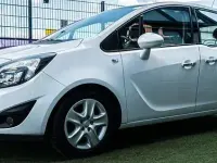 Gebraucht Opel Meriva Innovation 101 PS (74 kW) 2011 Weiß Van / Kleinbus