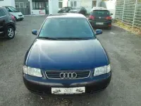 Usata Audi A3 Attraction 90 CV (66 kW) 2000 Blu Utilitaria