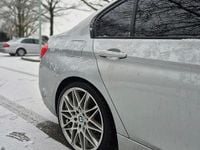 Gebraucht BMW 320 Sport Line 184 PS (135 kW) 2012 Silber Limousine