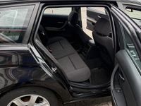 Gebraucht BMW 320 170 PS (125 kW) 2008 Schwarz Limousine