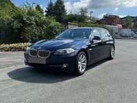 Gebraucht BMW 520 184 PS (135 kW) 2011 Blau Kombi