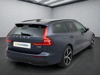 Gebraucht Volvo V60 455 PS (334 kW) 2025 Blau Kombi