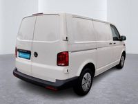 Gebraucht VW T6.1 110 PS (80 kW) 2022 Candyweiß Van